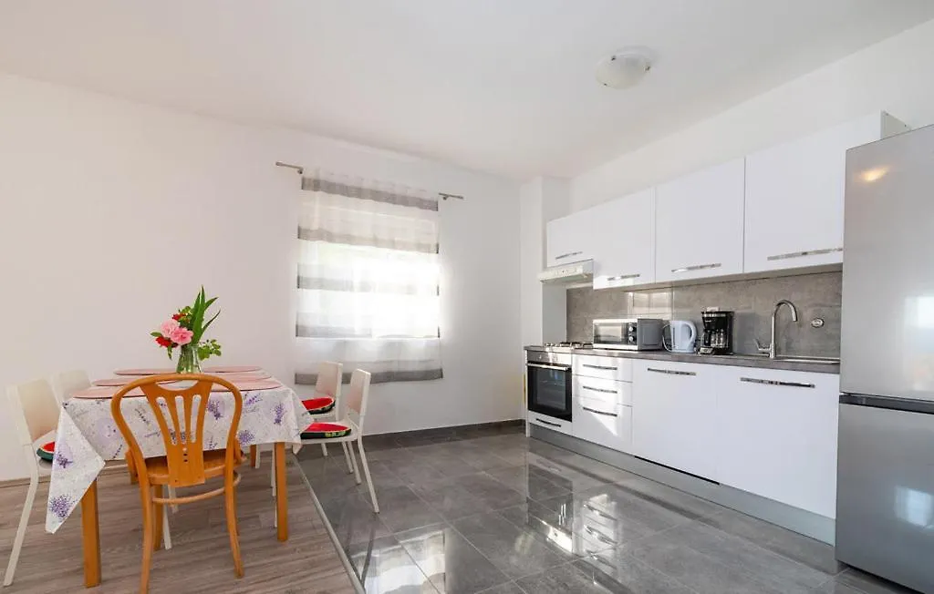 Apartman - Starigrad Paklenica-Rovanjska, Zadarska Jasenice  Apartment
